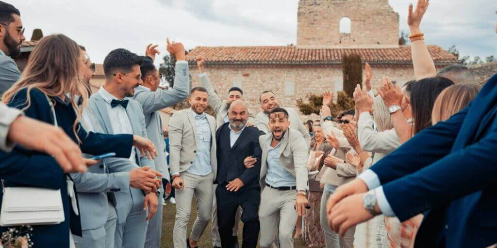 Cérémonie mariage. Photographe mariage lyon beaujolais ain loire isere savoie.