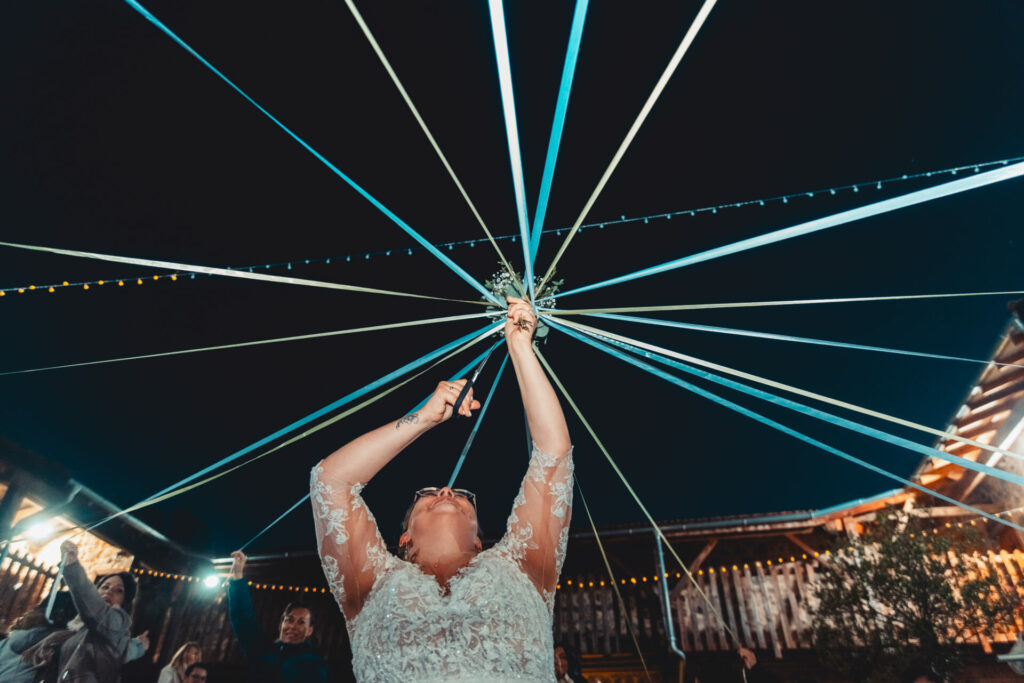 Séance photo soirée. Photographe mariage lyon beaujolais ain loire isere savoie.